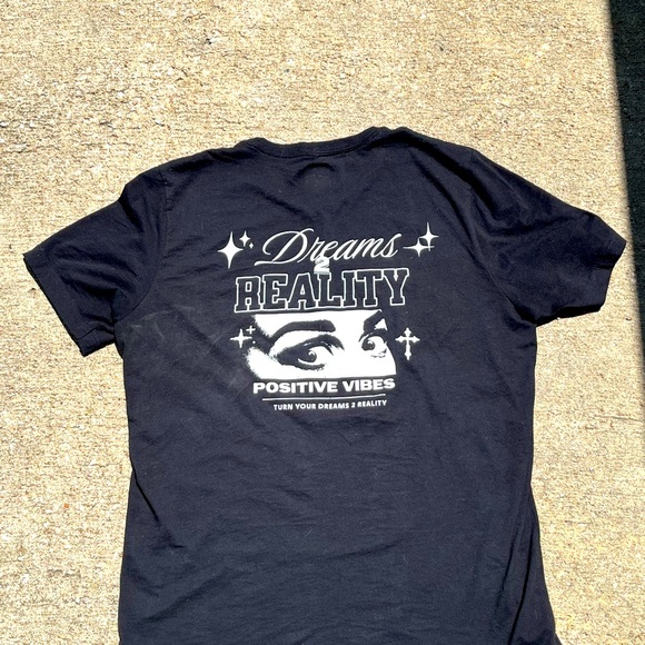Dreams 2 Reality Y2K Streetwear Positive Vibes Graphic T Shirt - Picture 2 of 2